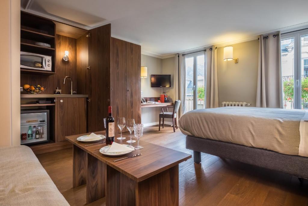 Hotel Concortel Paris - Apartment With Kitchenette