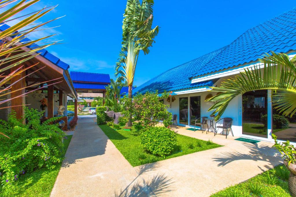 Zahrada ubytování Phuket Airport Hotel - SHA Extra Plus