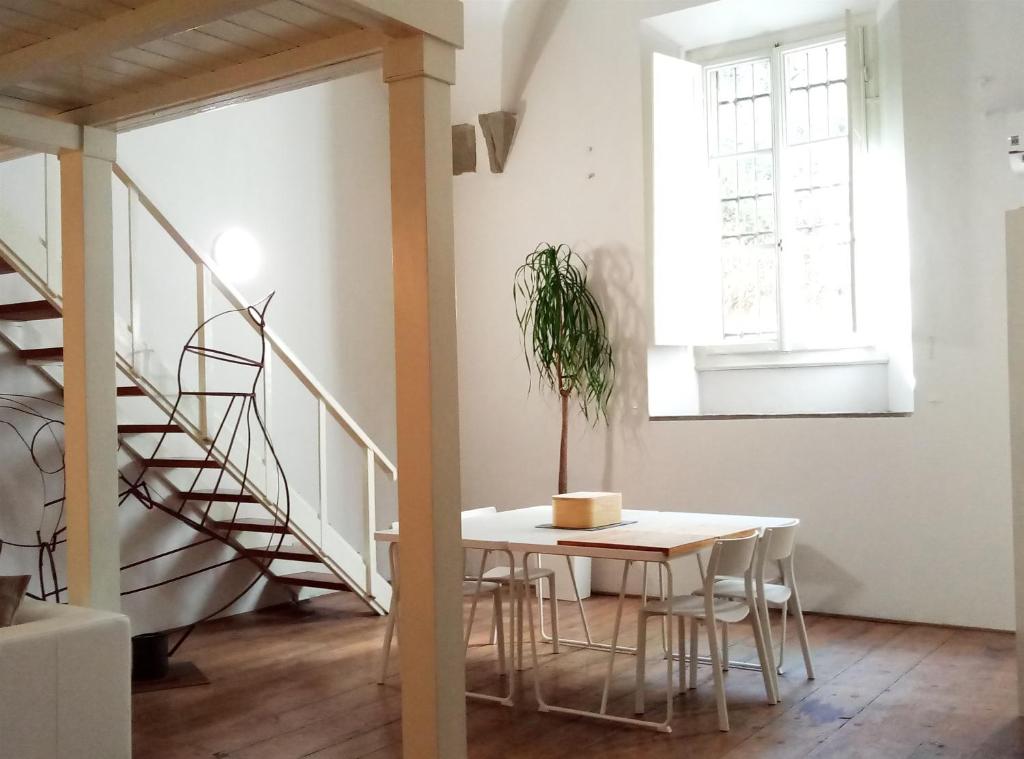 Palazzo Larioni dei Bardi - 13