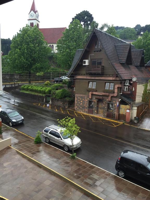 Res. Alcides Balzaretti  Res. Alcides Balzaretti