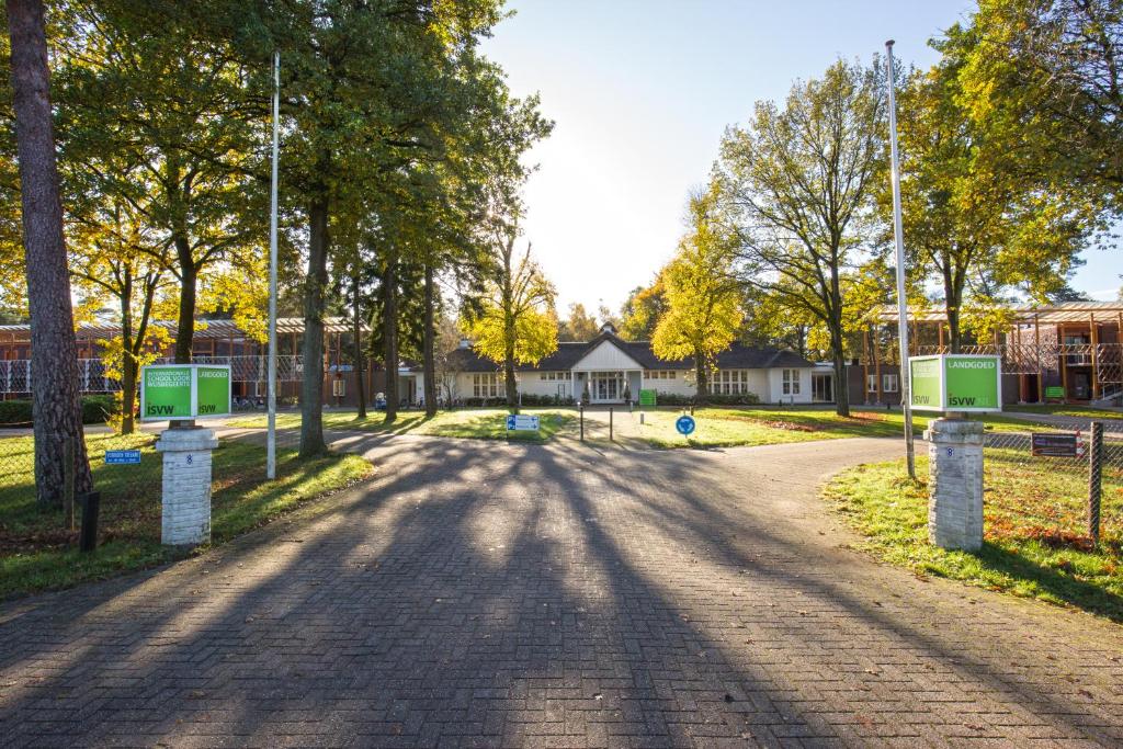 Afbeelding uit fotogalerij van Landgoed ISVW in Leusden