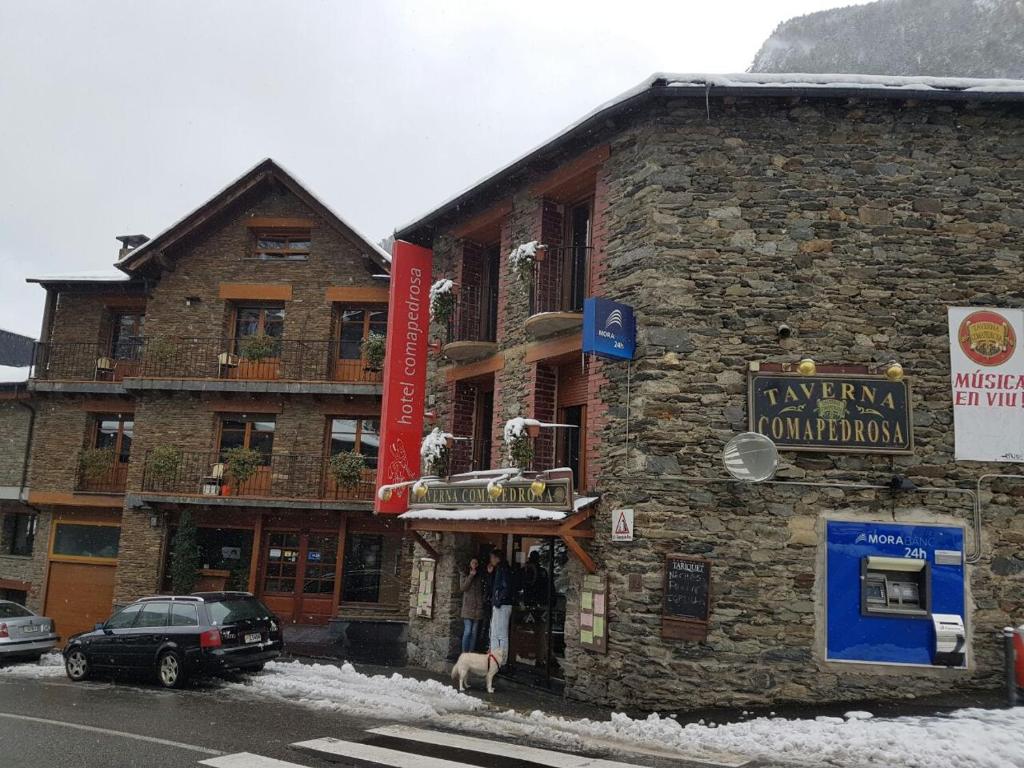 Budova, kde se hotel nachází