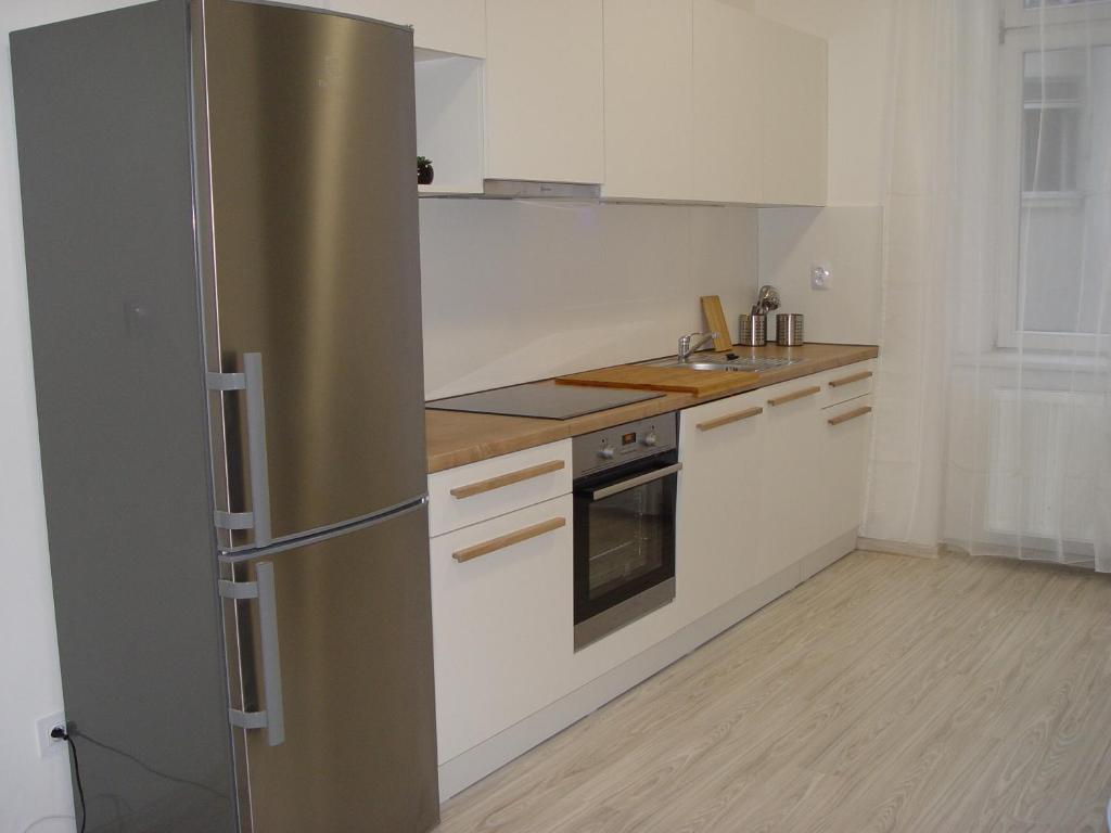 
One-Bedroom Apartment with Terrace and Prague Castle View
