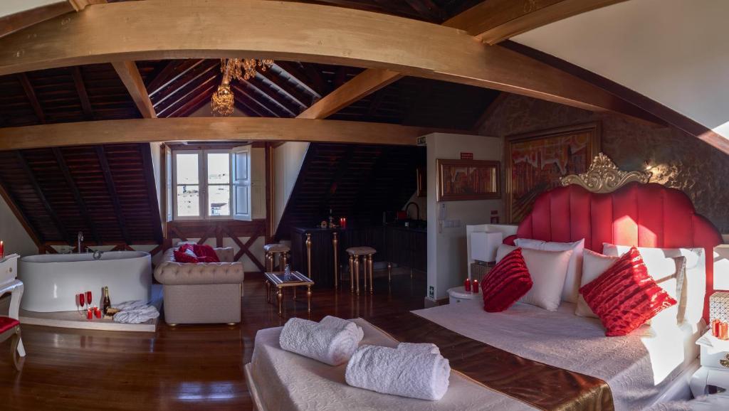 Solar Antigo Luxury Coimbra - Deluxe King Suite