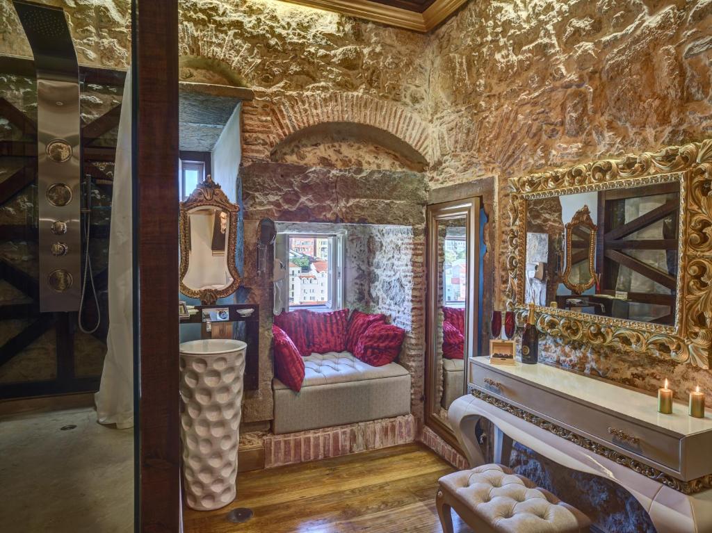 Solar Antigo Luxury Coimbra - 17