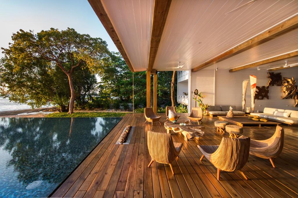 Bazén v ubytování Ibagari Boutique Hotel nebo v jeho okolí
