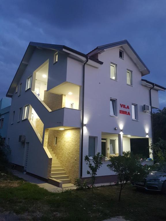 Фото Apartmani Vila Ebra