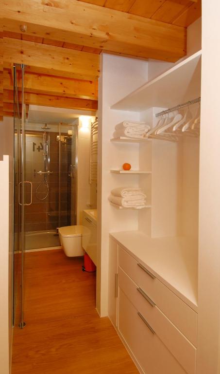 Koupelna v ubytování Hostal riMboMbin