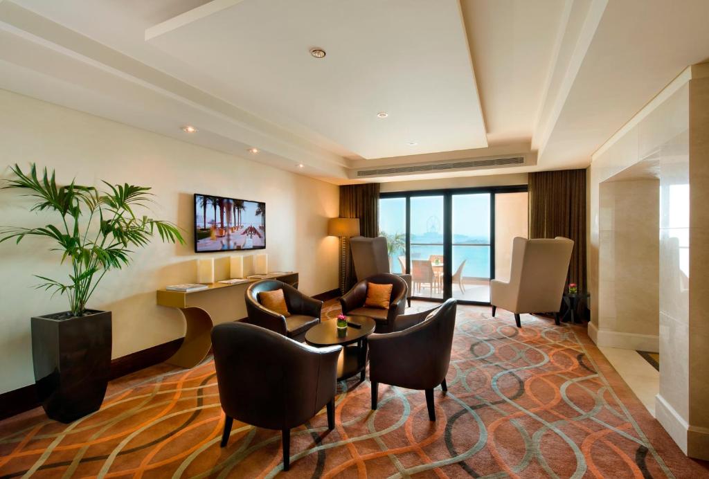Fairmont The Palm - 