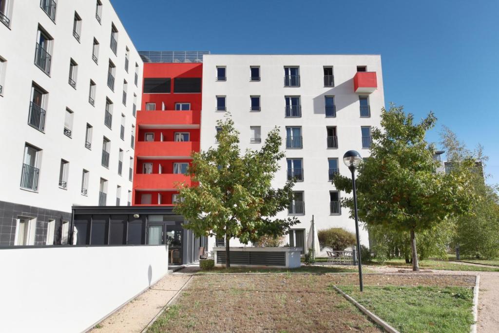 Budova, kde se aparthotel nachází