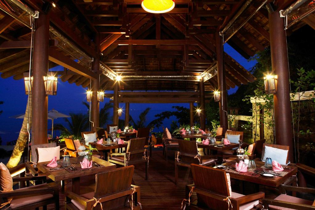 Restaurace v ubytování Bhundhari Residence Koh Samui