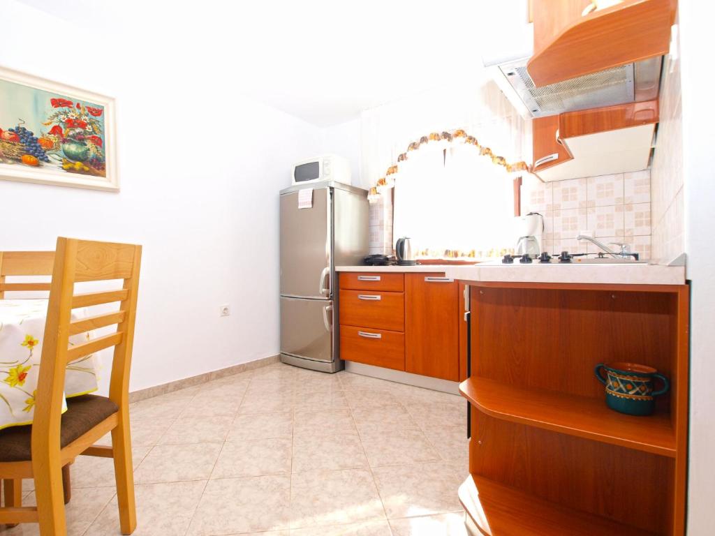 Kuchnia lub aneks kuchenny w obiekcie Apartment Nevenka 1482