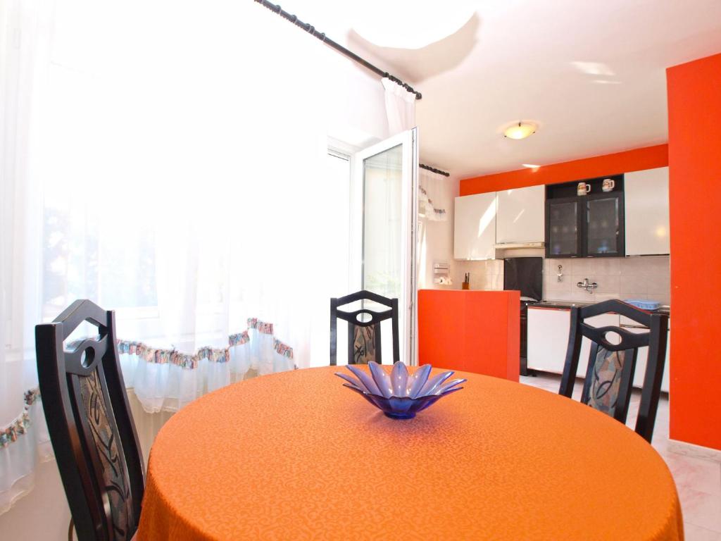 Kuchyň nebo kuchyňský kout v ubytování Apartments Nadia 1493