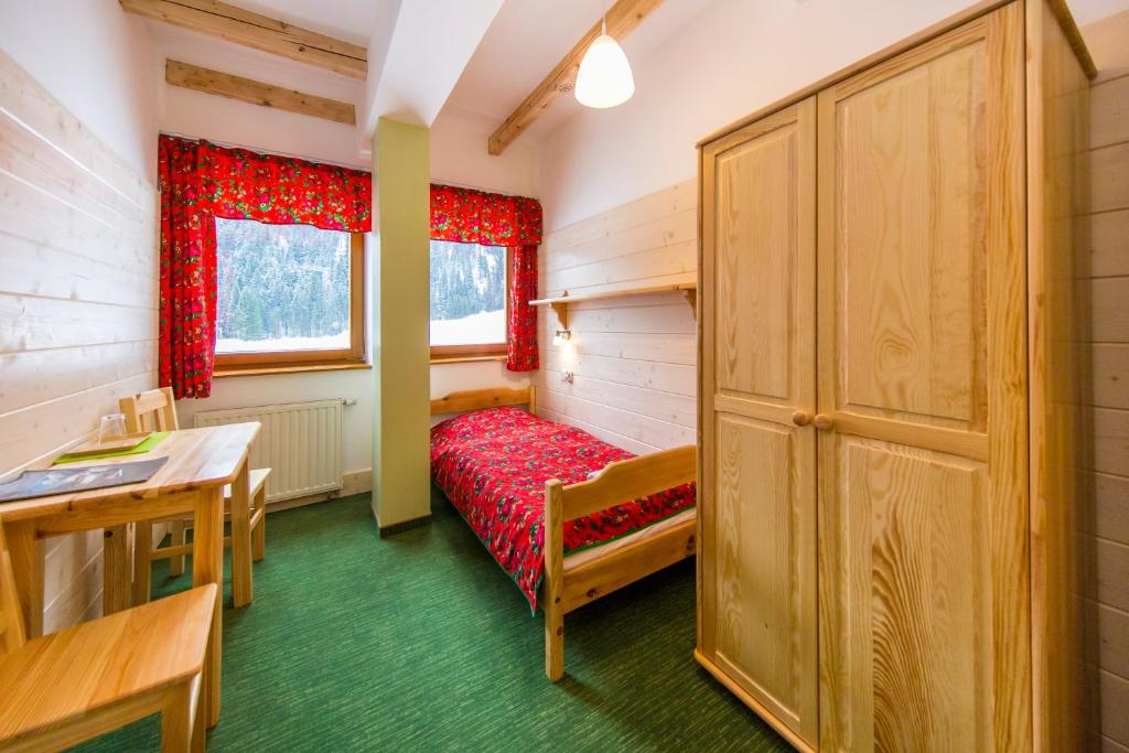 Hotel Górski Kalatówki - Single Room With Private Bathroom