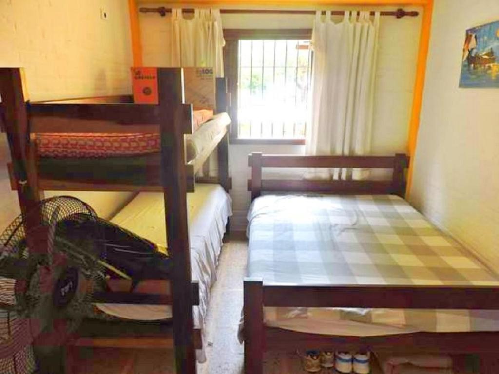  Casa Amarela Praia das Palmeiras