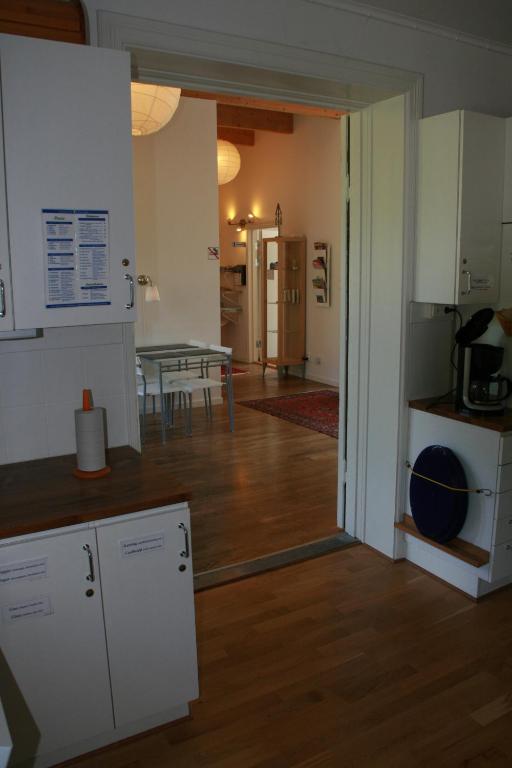Kuchyň nebo kuchyňský kout v ubytování Hallandsåsen Hostel