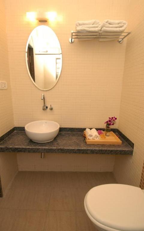 Koupelna v ubytování Sai Palace Budget Hotel