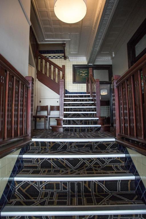 Nags Head Hotel - Resim 36