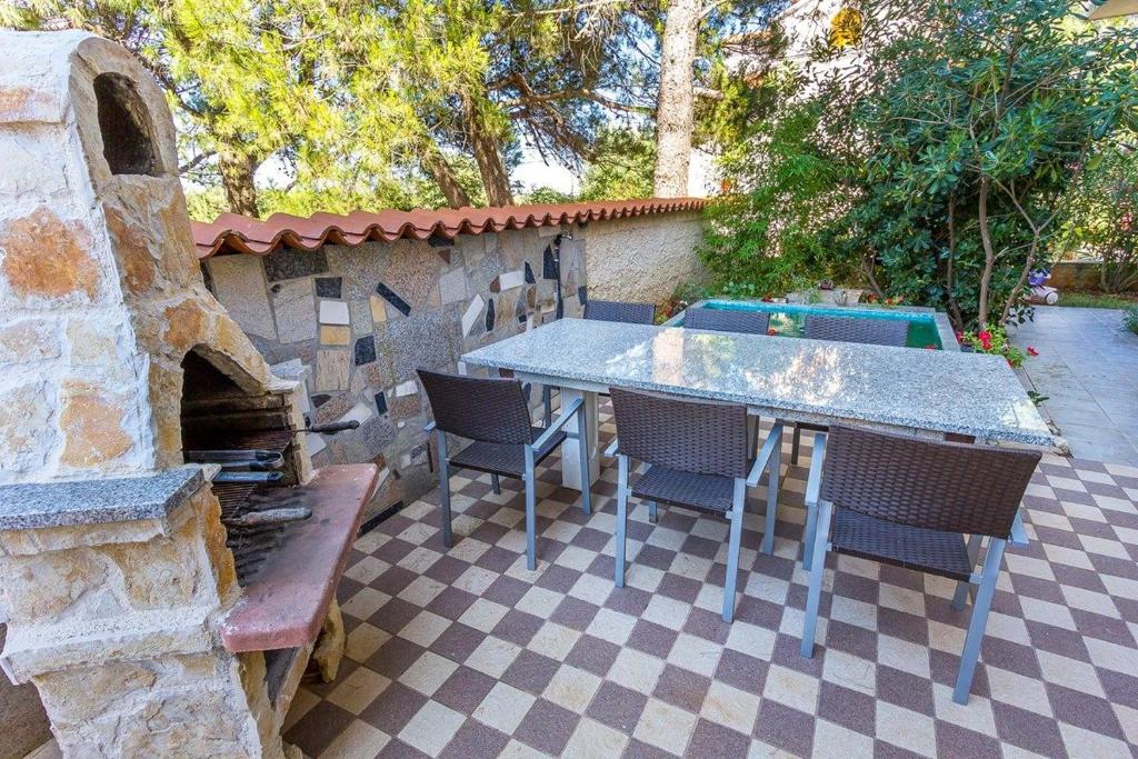 Imagem da galeria de Apartments Puntica em Ližnjan