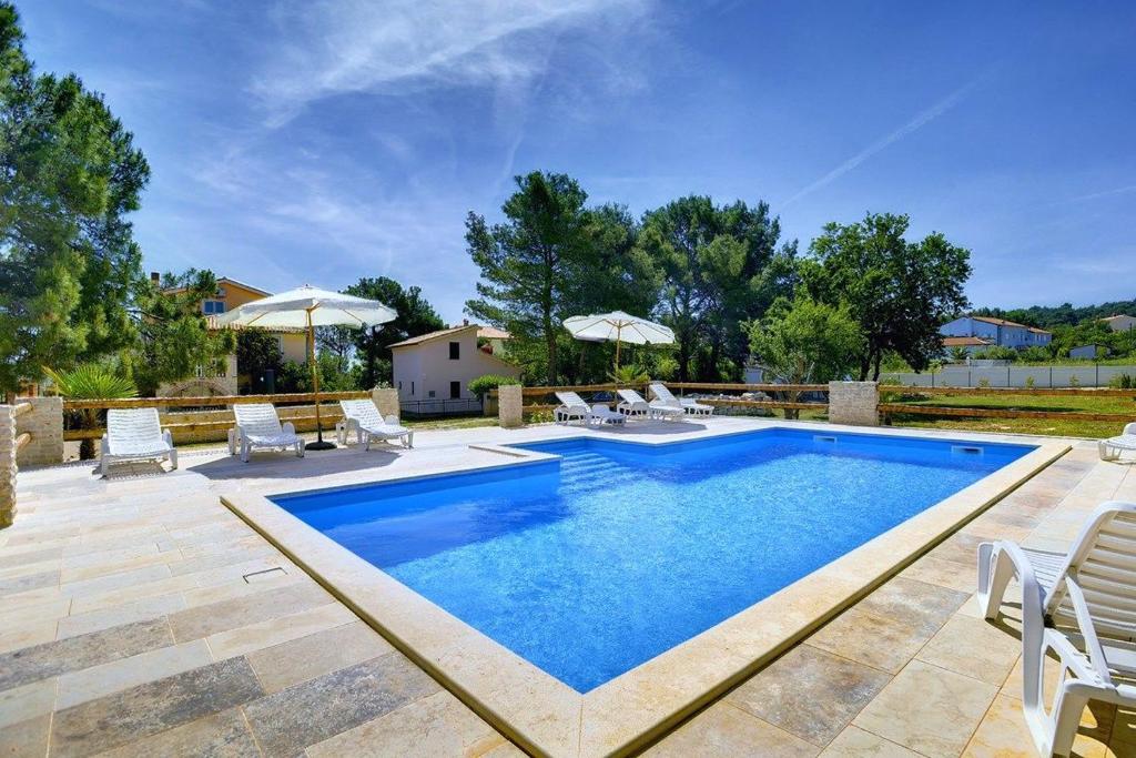 A piscina em ou perto de Apartments Puntica