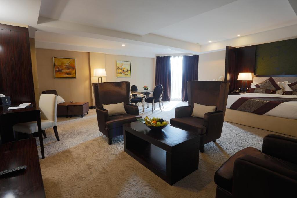 Royale Signature Hotel - Suite Ejecutiva