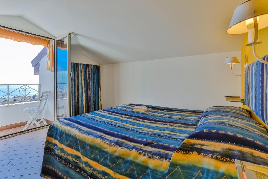 Cà De Rossana Bed&Breakfast - Camera Queen Con Vista Mare