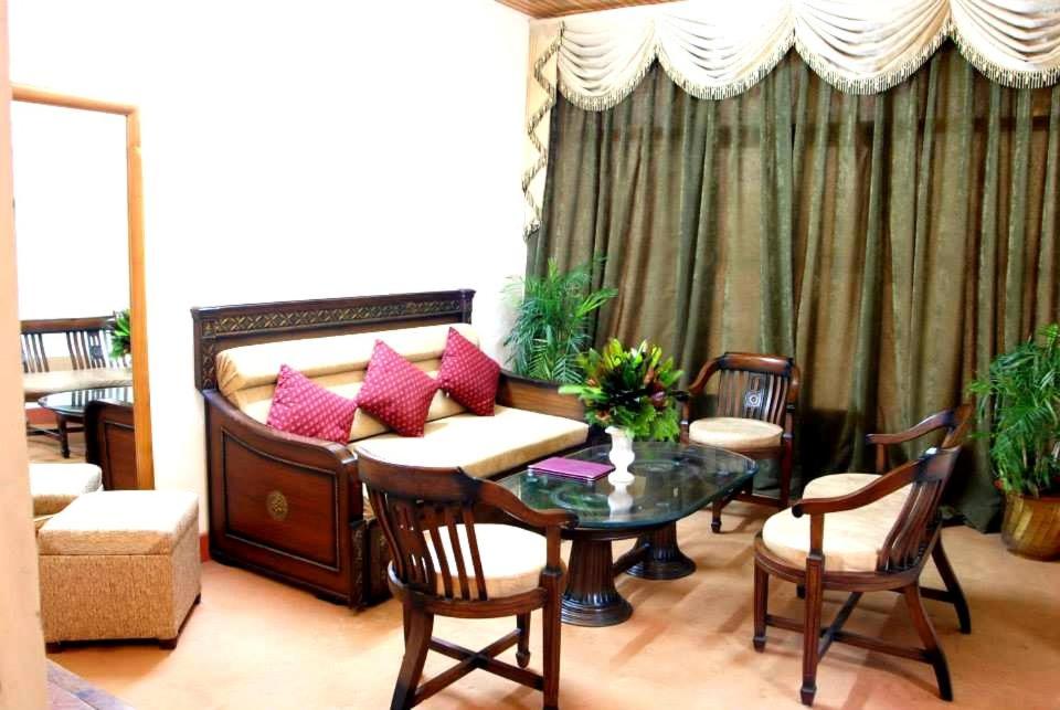 Hotel Corbett Kingdom - Luxe Suite