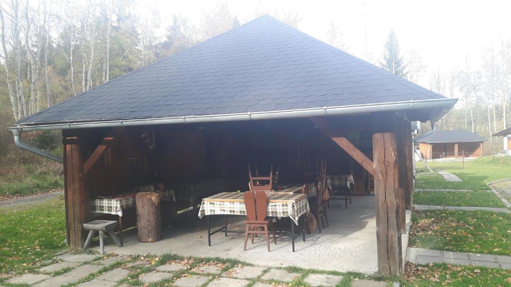 Budova, kde se prázdninový dům nachází