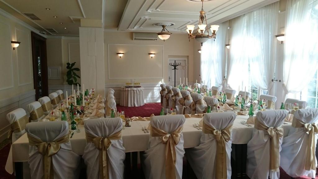 Restaurace v ubytování Luxury Garni Hotel Brix