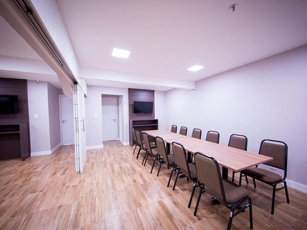 Vila Business Hotel