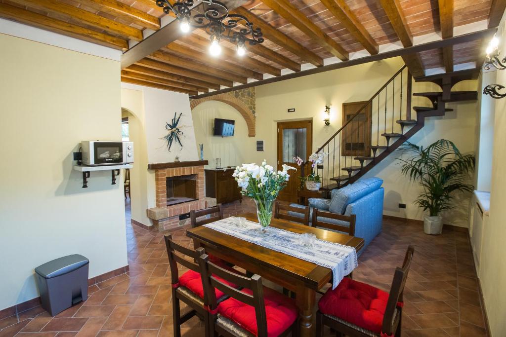 Istumisnurk majutusasutuses Borgo Poggiardelli