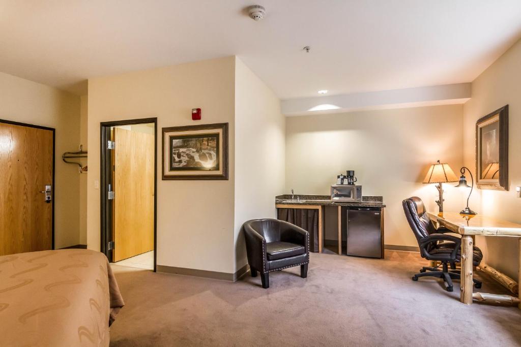 Quality Inn Selah Yakima - Suite Con Dos Camas Queen - Accesible/No Fumadores