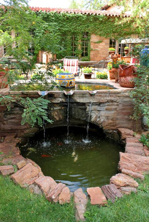 Ein Garten an der Unterkunft La Posada Hotel and Gardens