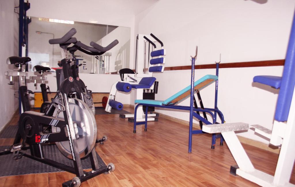 Fitness centrum a/nebo fitness zařízení v ubytování Bungalows Parque Bali con AIRE ACONDICIONADO
