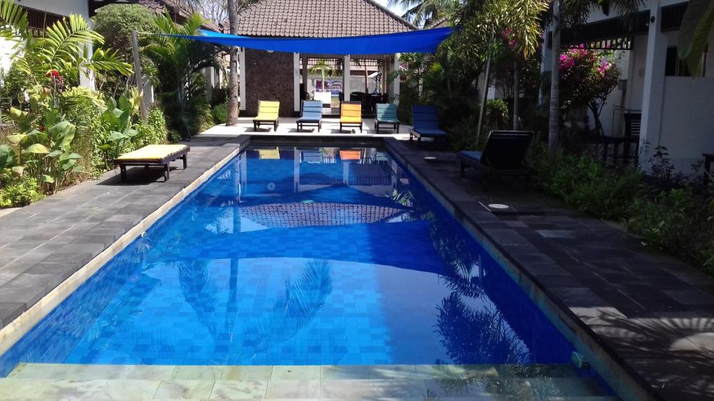 Bazén v ubytování Gili Palms Resort nebo v jeho okolí