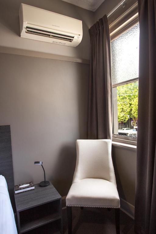 Nags Head Hotel - Resim 43