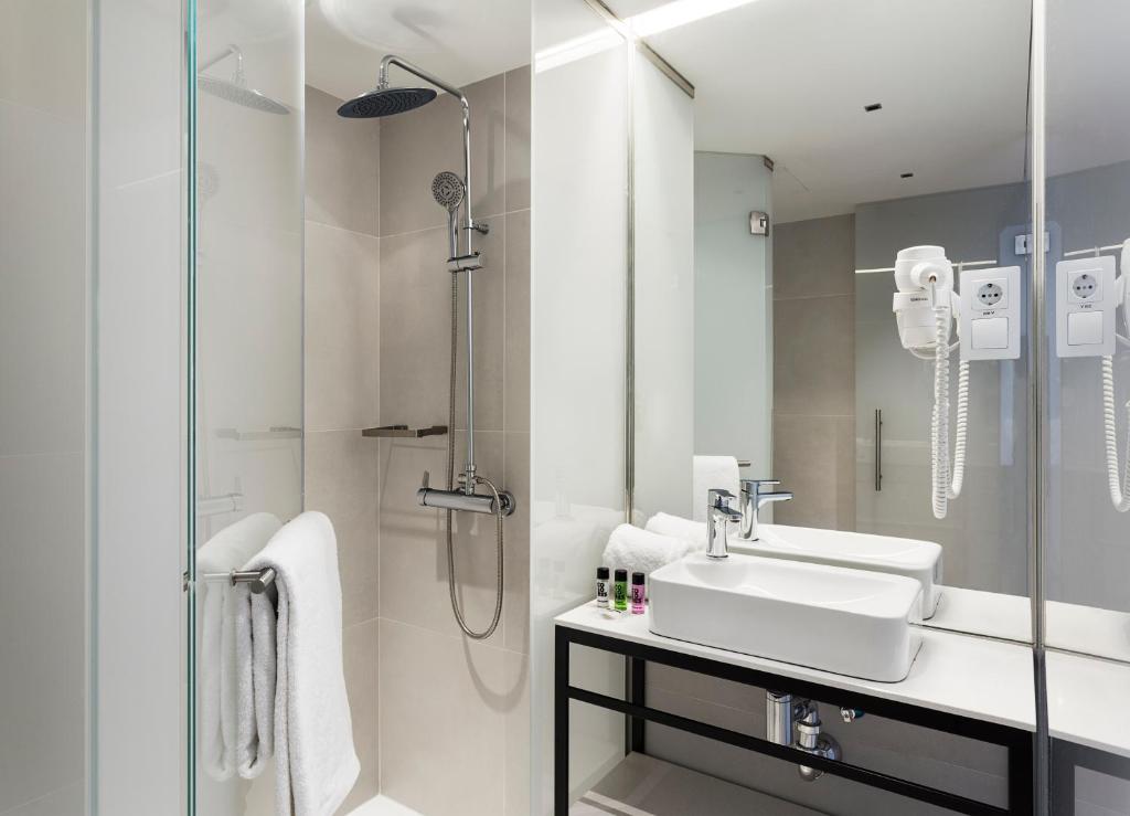 B&B HOTEL Madrid Centro Puerta del Sol - 5