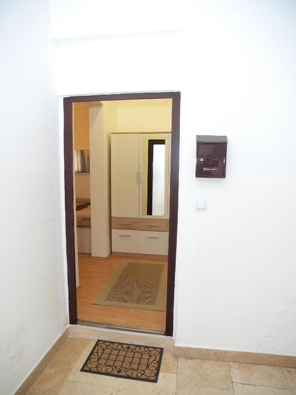 Apartment Nirvana - 12