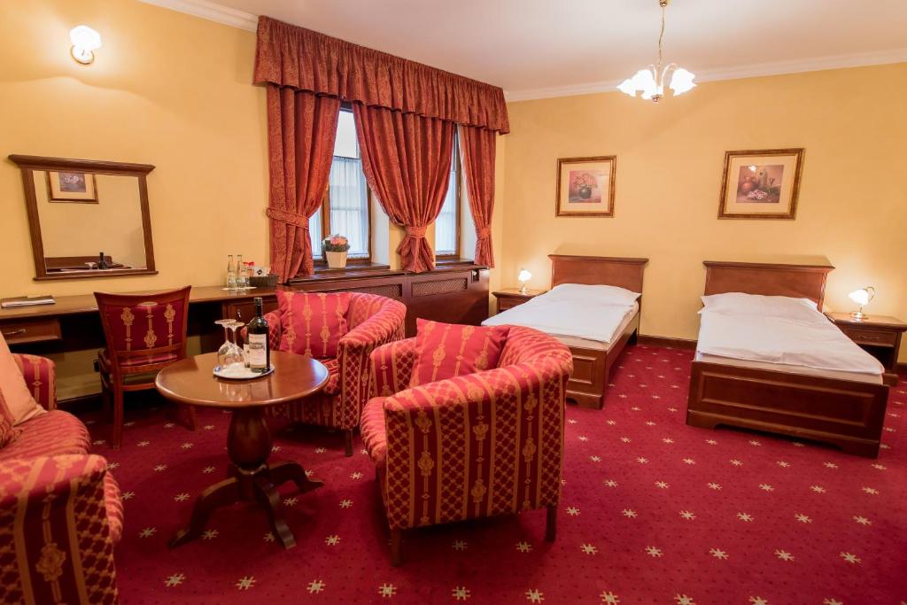 Postel nebo postele na pokoji v ubytování Hotel Octarna - Free parking