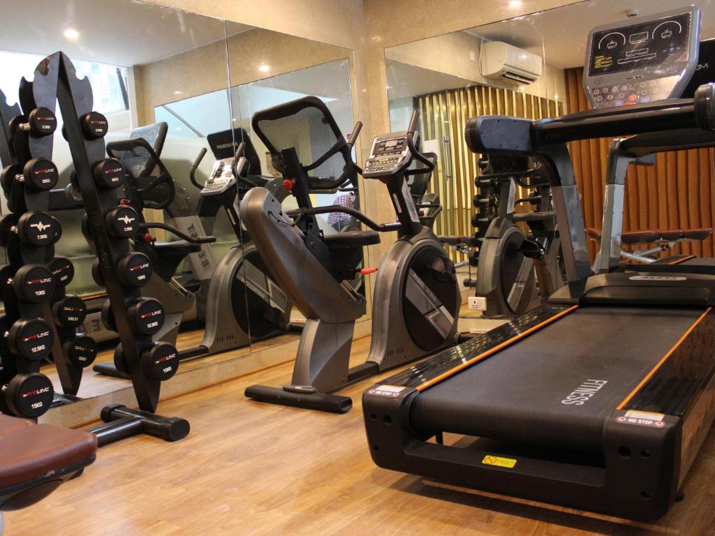 Fitness centrum a/nebo fitness zařízení v ubytování Keys Lite by Lemon Tree Hotels, Mayfield, Gurgaon