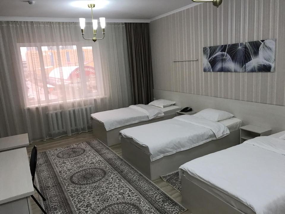 Union Plaza - Triple Room