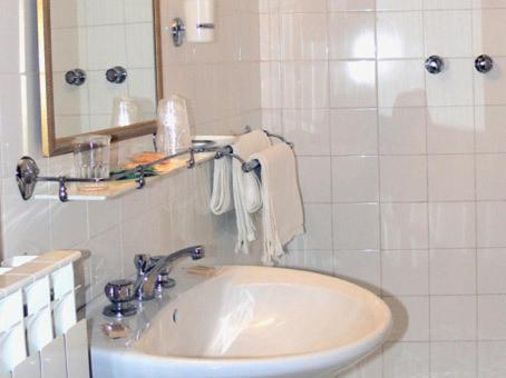 Locanda Il Falco Nero - Camera Matrimoniale Con Accesso Spa