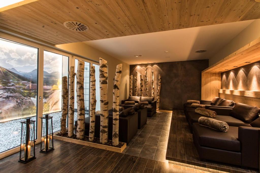 Posezení v ubytování Hotel Bergblick 4 Sterne Superior