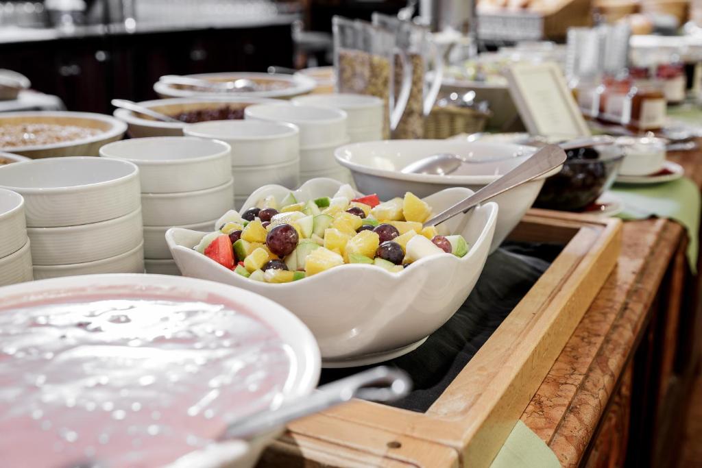 Eten bij of ergens in de buurt van het hotel

