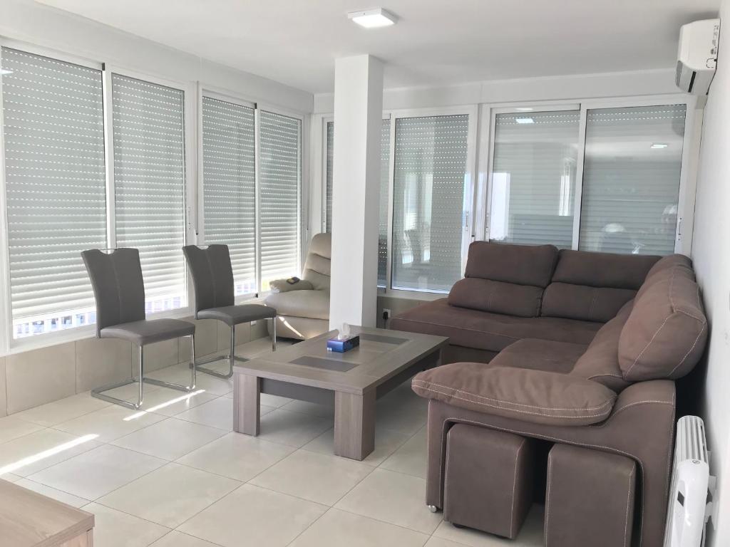 First line Apartment, Alicante – Updated 2023 Prices