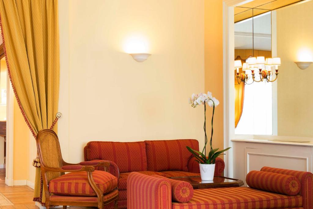 Posezení v ubytování Hotel Tuder