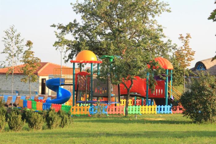 Herní místnost nebo prostor pro děti v ubytování Puflene Resort