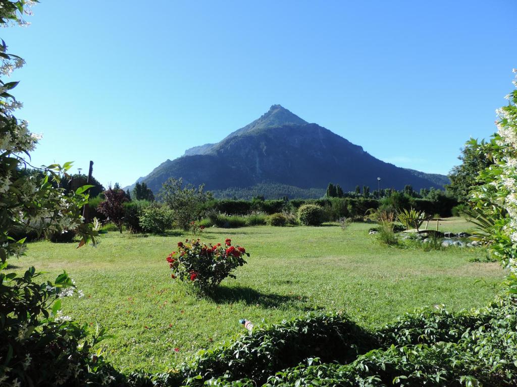 Hosteria El Hoyo - Triple Room With Mountain View