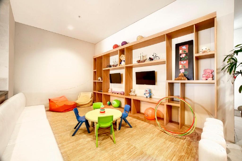 TV a/nebo společenská místnost v ubytování Euphoria Hotel
