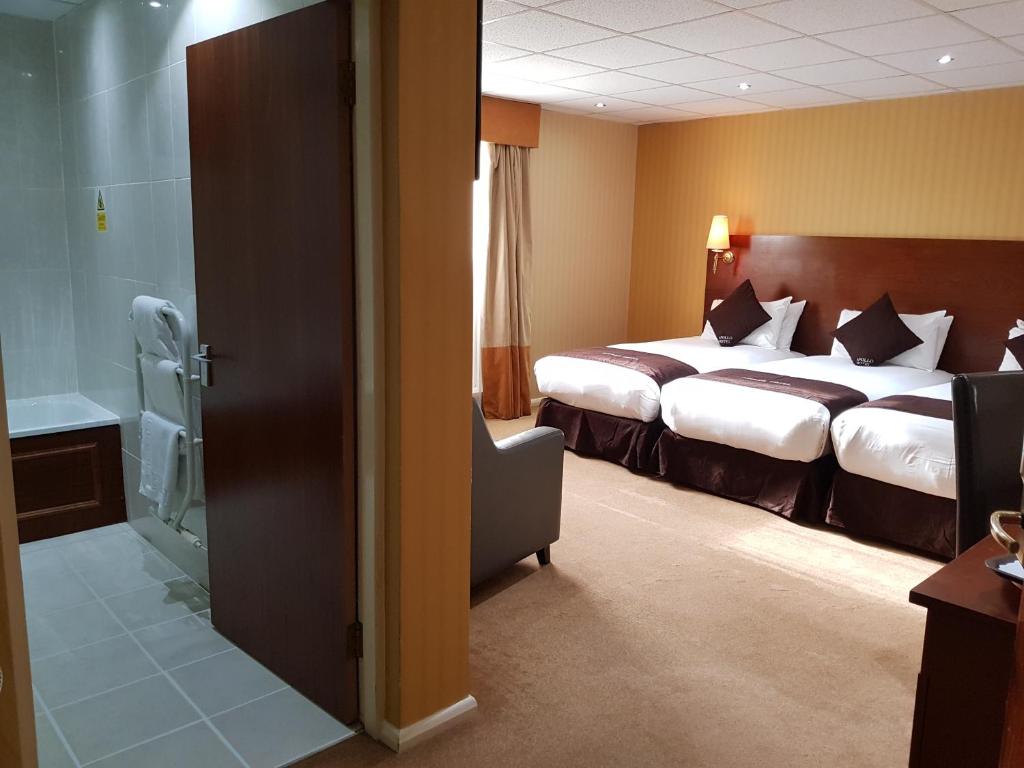 Apollo Hotel - Executive Triple Room